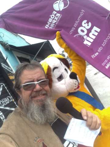 personagem vivo mascote do cachorro ação promocional em pet Shop 