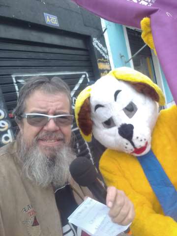 personagem vivo mascote do cachorro ação promocional em pet Shop 